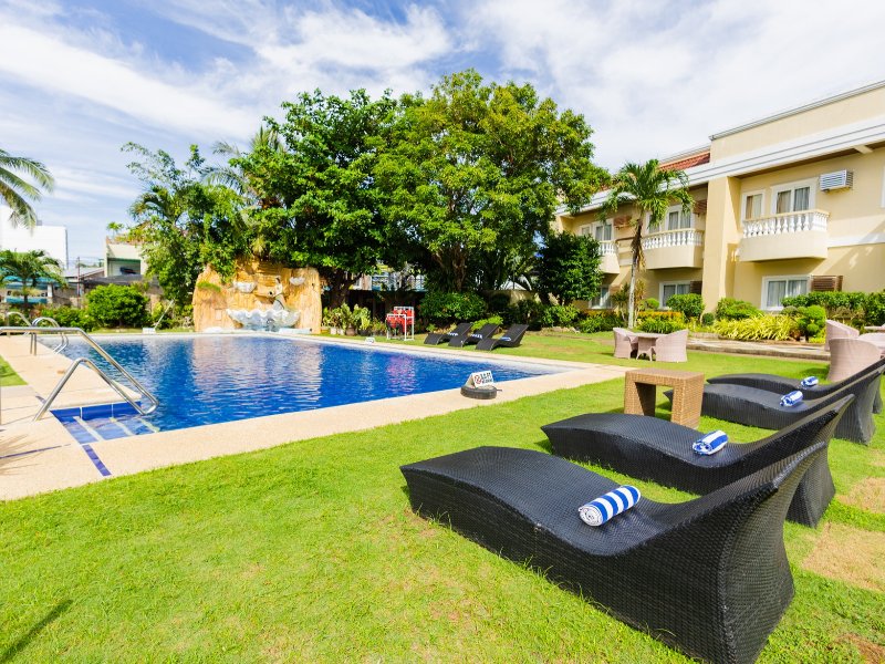 Alona by Jpark Island Resort